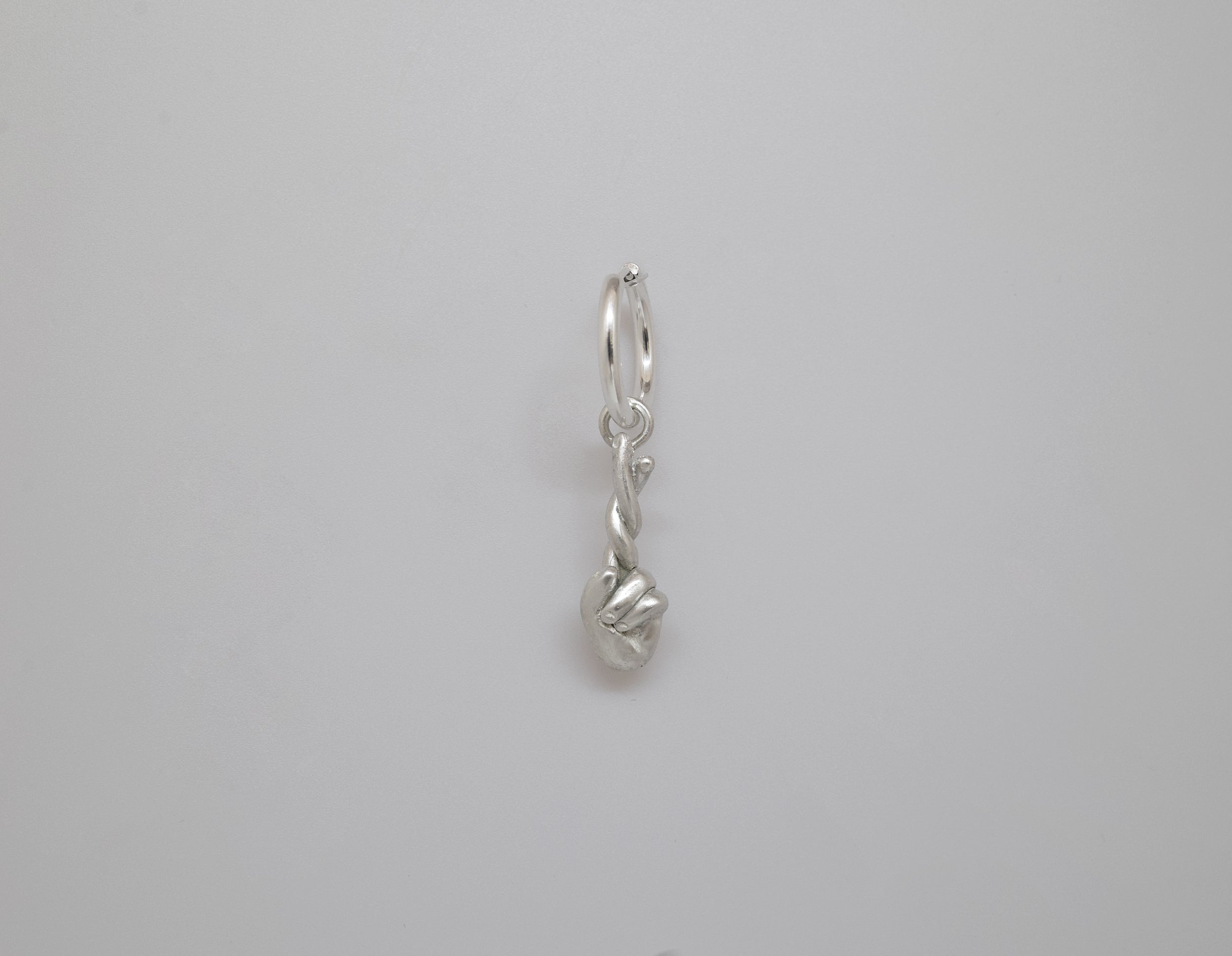 créole Finger Crossed